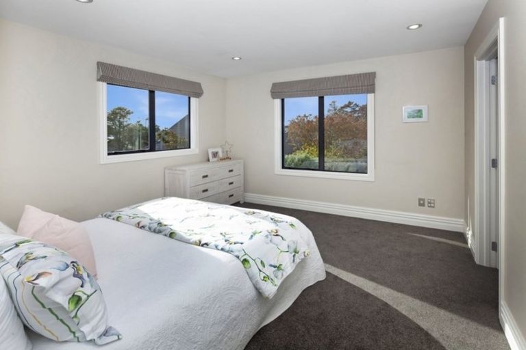 Photo of property in 5 Elmwood Road, Strowan, Christchurch, 8052