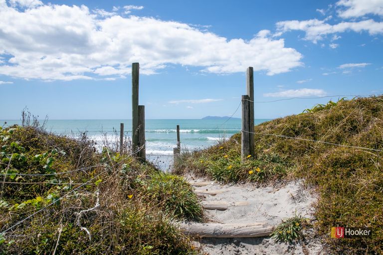 Photo of property in 48 Broadway Road, Waihi Beach, 3611