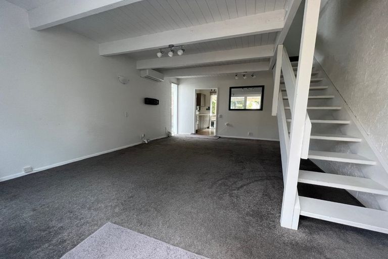 Photo of property in 24a Ranelagh Street, Karori, Wellington, 6012