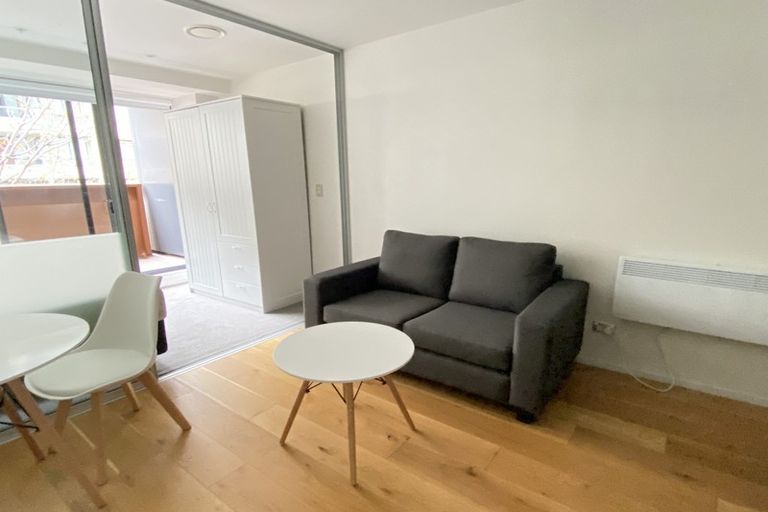 Photo of property in Queen's Residences, 404/8 Airedale Street, Auckland Central, Auckland, 1010