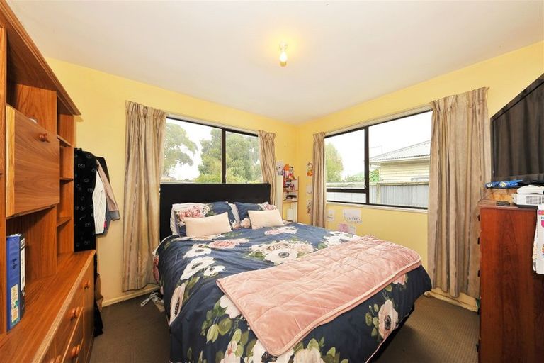 Photo of property in 270 Breezes Road, Aranui, Christchurch, 8061