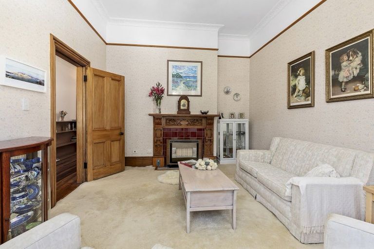 Photo of property in 31 Derwent Street, Island Bay, Wellington, 6023