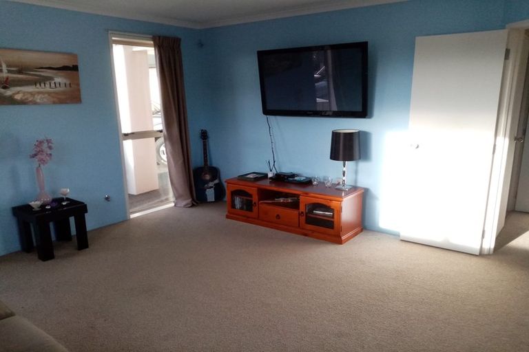 Photo of property in 73 Orion Drive, Welcome Bay, Tauranga, 3112