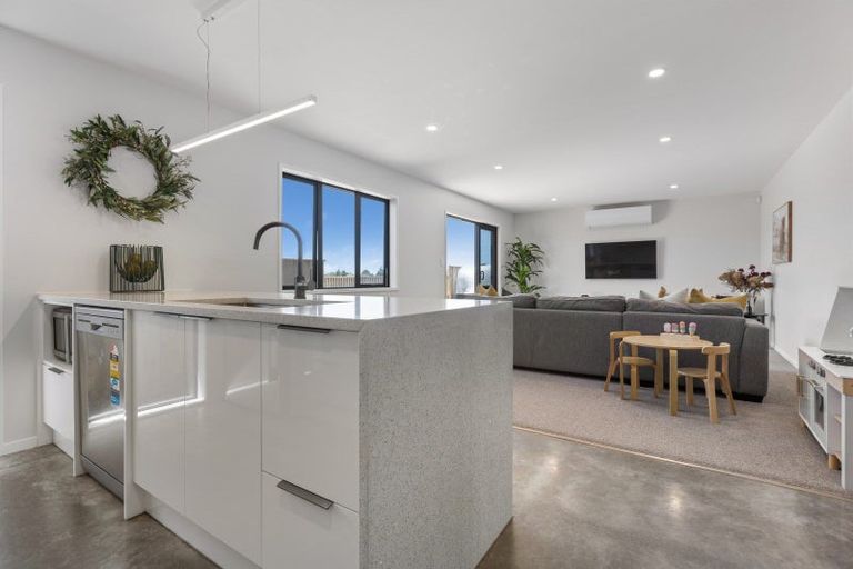 Photo of property in 60 Cyrus Street, Whalers Gate, New Plymouth, 4310