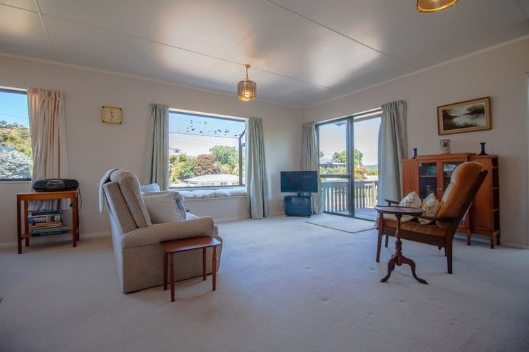 Photo of property in 2/6 Kowhai Road, Rainbow Point, Taupo, 3330