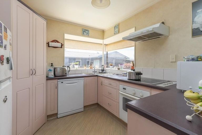 Photo of property in 7 Kirk Lane, Owhata, Rotorua, 3010