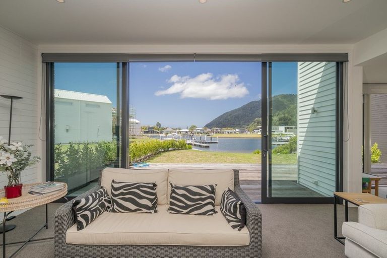 Photo of property in 132 Motu Hei, Pauanui, Hikuai, 3579