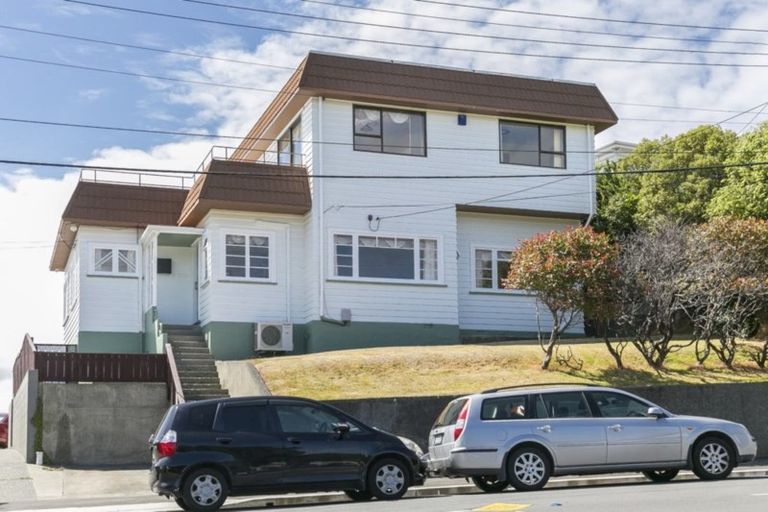 Photo of property in 57 Mills Road, Brooklyn, Wellington, 6021