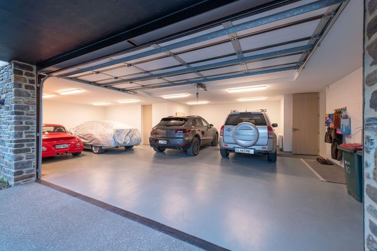 Photo of property in 10 Bay Rise, Wanaka, 9305