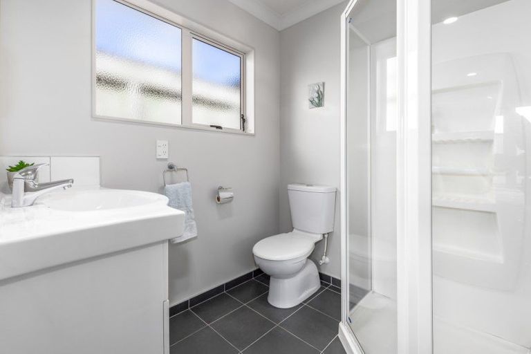 Photo of property in 31 Staithes Drive North, Whitby, Porirua, 5024