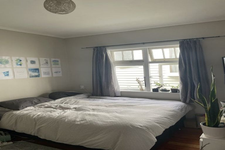 Photo of property in 42 Hohiria Road, Hataitai, Wellington, 6021