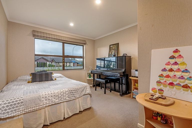 Photo of property in 6 Brooklyn Heights Drive, Kelvin Grove, Palmerston North, 4414