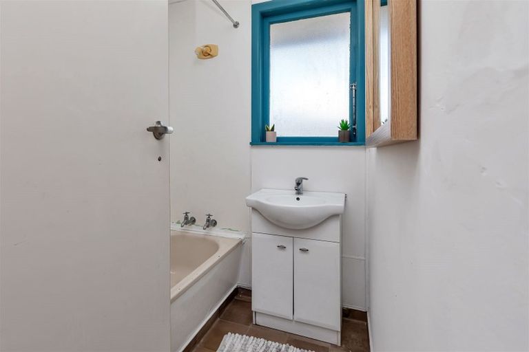 Photo of property in 17 Meadow Park Crescent, Tikipunga, Whangarei, 0112