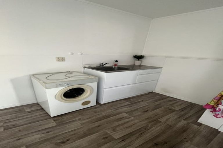 Photo of property in 19 Tait Street, Avondale, Auckland, 1026