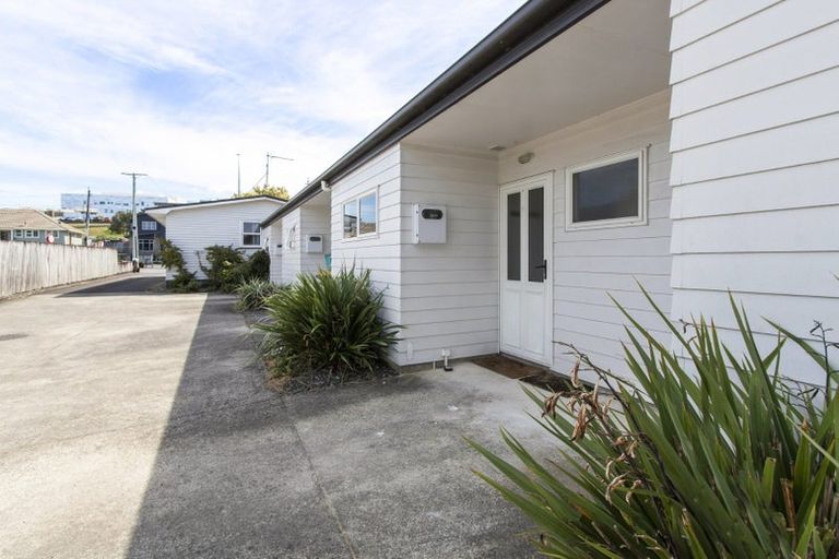 Photo of property in 28d Lorne Street, Melville, Hamilton, 3206