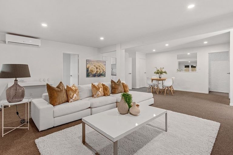 Photo of property in 4 The Esplanade, Campbells Bay, Auckland, 0630