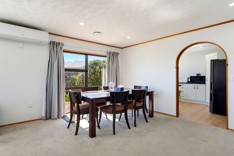 Photo of property in 10 Te Kupe Road, Paraparaumu Beach, Paraparaumu, 5032