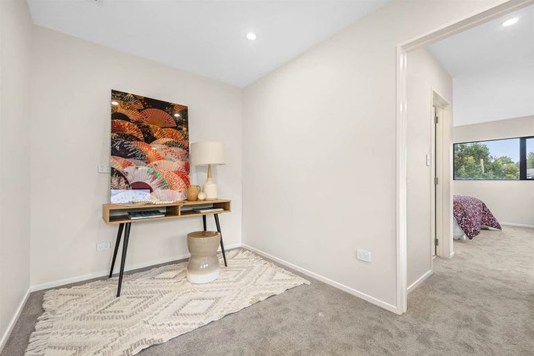 Photo of property in 79a Bond Crescent, Forrest Hill, Auckland, 0620