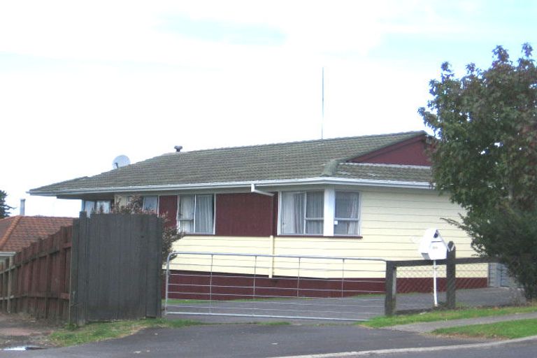 Photo of property in 38 Forest Hill Road, Henderson, Auckland, 0612
