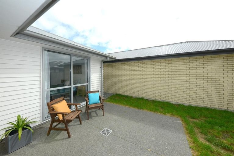 Photo of property in 9 Eric Melrose Lane, Halswell, Christchurch, 8025