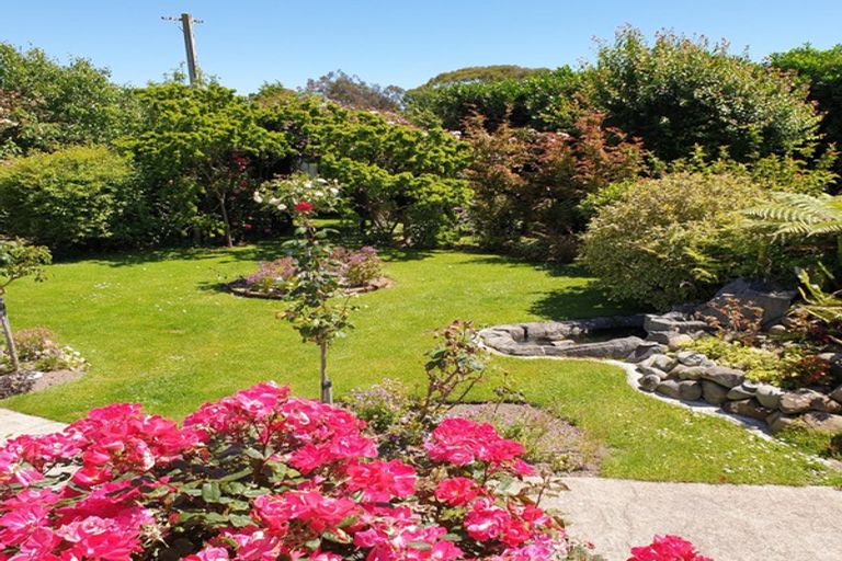 Photo of property in 129 Rangiuru Road, Otaki Beach, Otaki, 5512