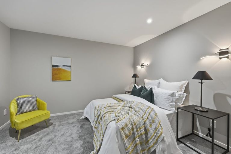 Photo of property in 716a Massey Road, Mangere, Auckland, 2022