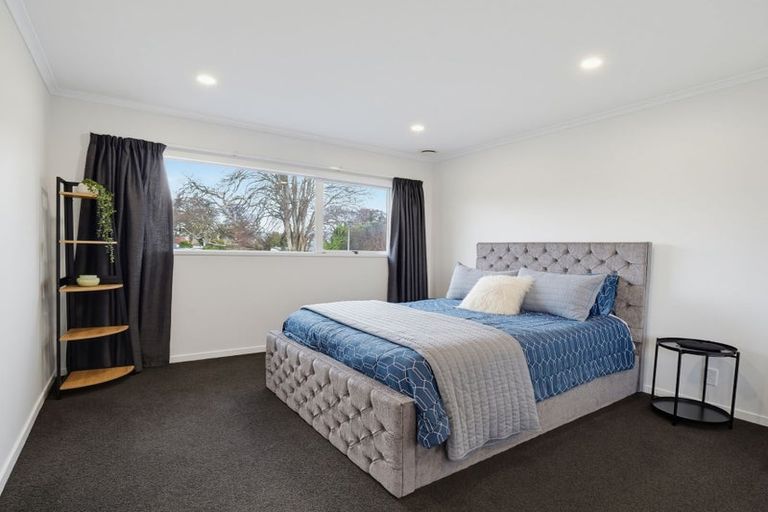 Photo of property in 8 Aintree Crescent, Awapuni, Palmerston North, 4412