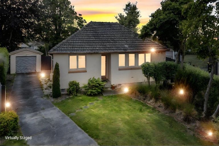 Photo of property in 5 Dana Place, Mairehau, Christchurch, 8013