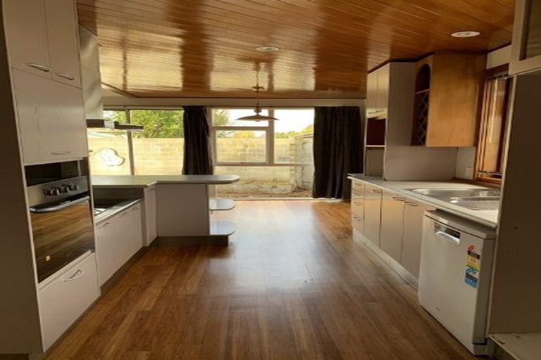 Photo of property in 38 Craven Street, Sockburn, Christchurch, 8042