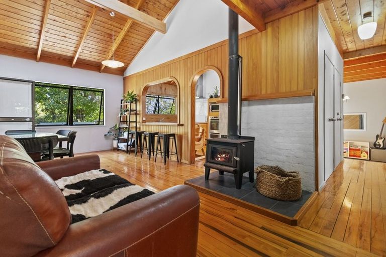 Photo of property in 32 Mount Avenue, Pauanui, Hikuai, 3579