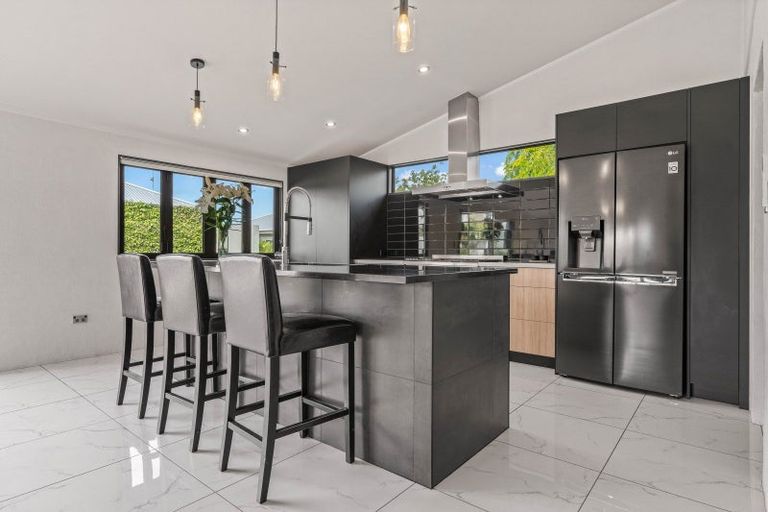 Photo of property in 8 Kibblewhite Road, Masterton, 5810