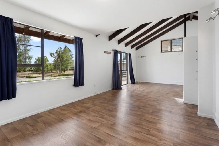 Photo of property in 14 Princes Street, Waikari, 7420