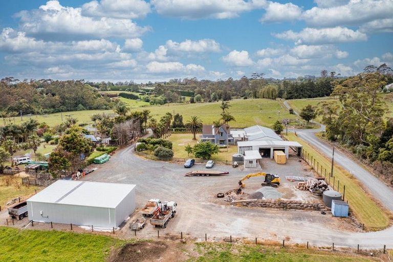 Photo of property in 92 Waimate Road North, Kerikeri, 0293