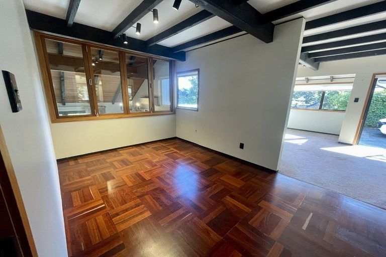 Photo of property in 6b Chatsworth Road, Silverstream, Upper Hutt, 5019