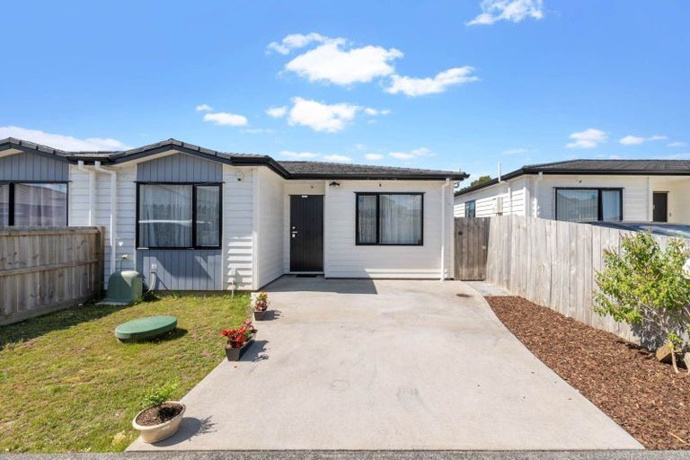 Photo of property in 13a Tuuhura Road, Pukekohe, 2120