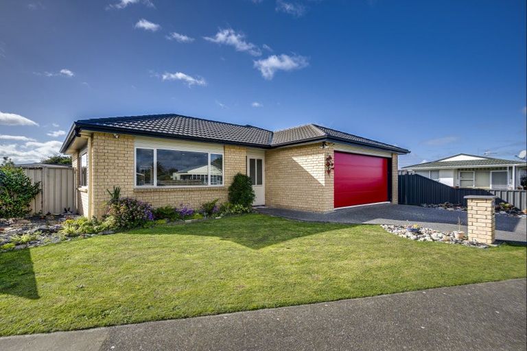 Photo of property in 23 White Street, Taradale, Napier, 4112
