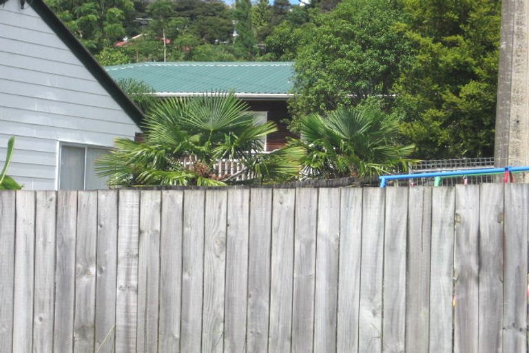 Photo of property in 1/5 Ramonda Close, Bayview, Auckland, 0629