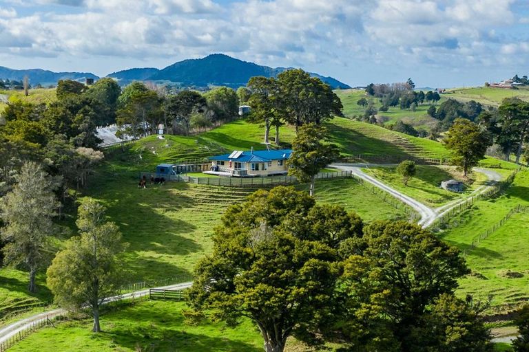 Photo of property in 251 Griffin Road, Maungaturoto, 0583