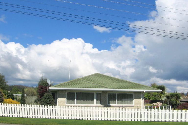 Photo of property in 33 Basley Road, Owhata, Rotorua, 3010