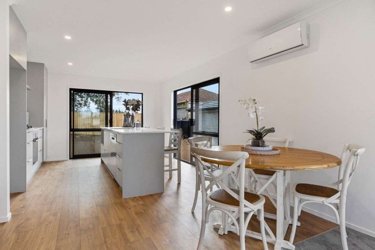 Photo of property in 15 Rosslands Avenue, Karaka, 2124