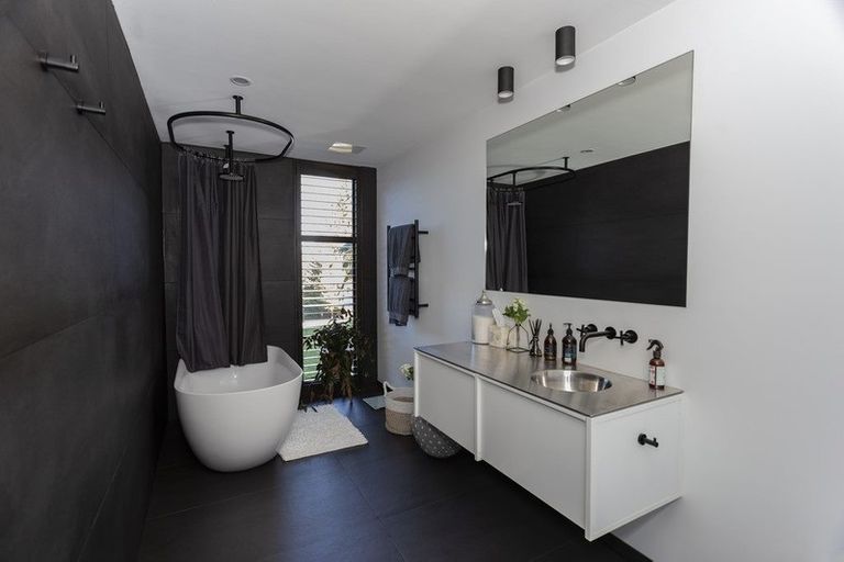 Photo of property in 145 Homestead Road, Weston, Oamaru, 9491