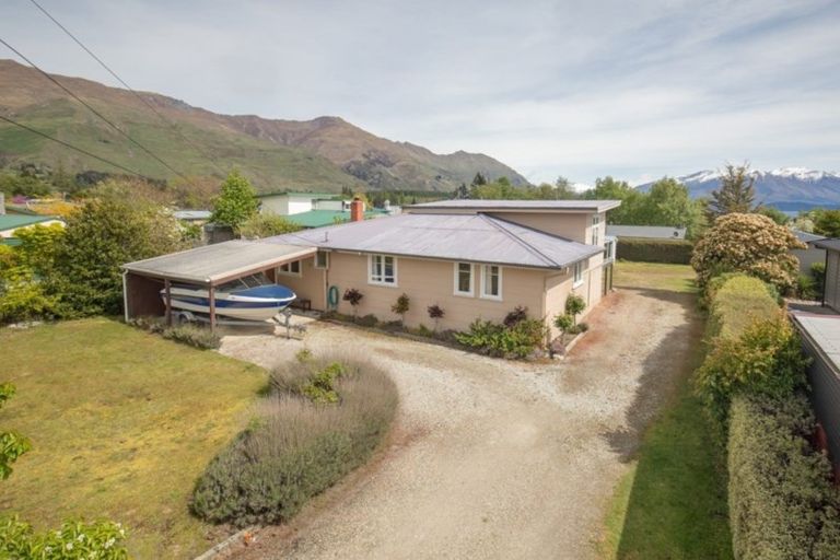 Property details for 145 Warren Street, Wanaka, 9305