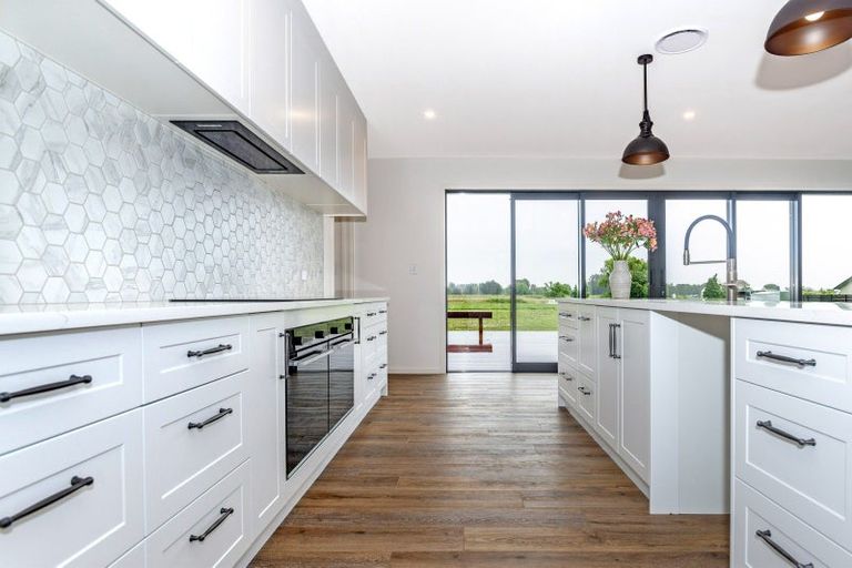 Photo of property in 584a Back Ormond Road, Makauri, 4071