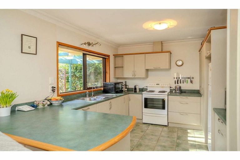 Photo of property in 6 Oripiro Road, Kerikeri, 0230