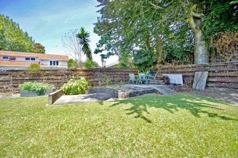 Photo of property in 5 Mountbatten Place, Te Puke, 3119