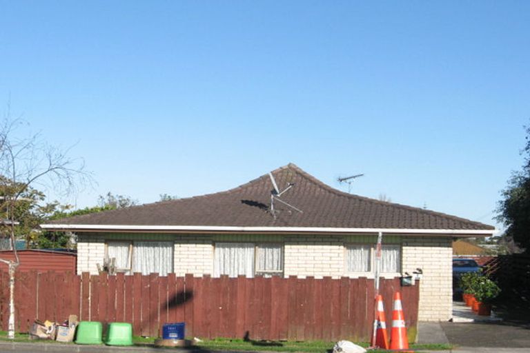 Photo of property in 2/224 Russell Road, Manurewa, Auckland, 2102
