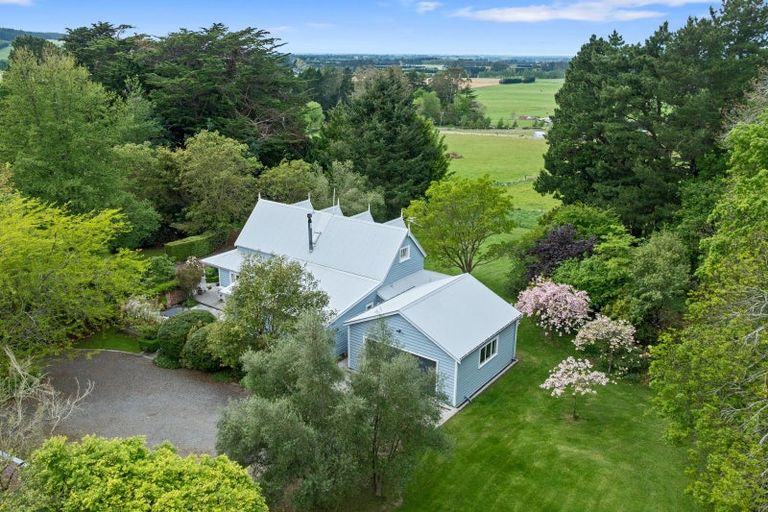 Photo of property in 211 Summerhill Road, Cust, Rangiora, 7471