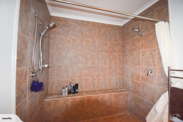 Photo of property in 66a Victoria Street, Rangiora, 7400