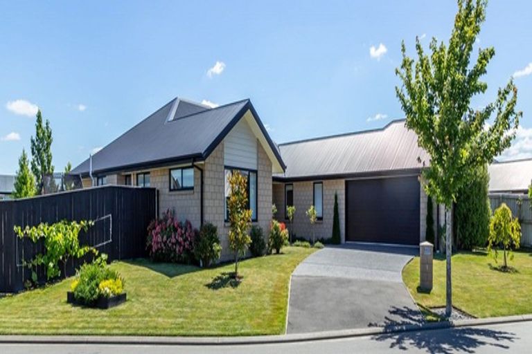 Photo of property in 1 Louis Lane, Rolleston, 7614