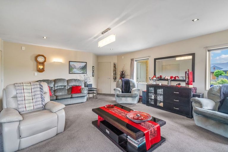 Photo of property in 22 Hoffman Court, Waikiwi, Invercargill, 9810